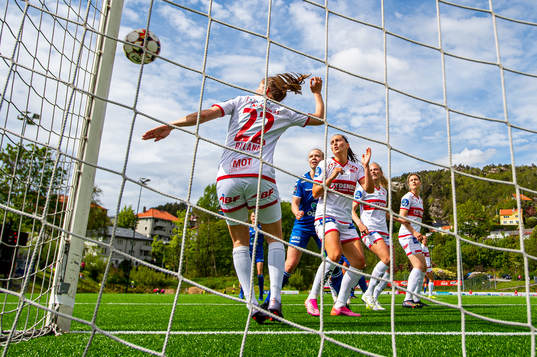 Ingrid Ryland and Vilde Bøe Risa of Sandviken look