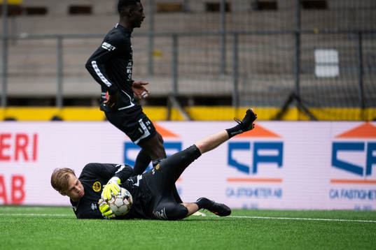målvakt Simon Andersson