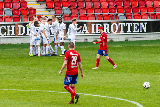 Brages Niklas Söderberg jublar med lagkamrater