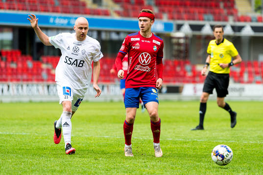 Brages Oscar Lundin och Östers Carl Johansson