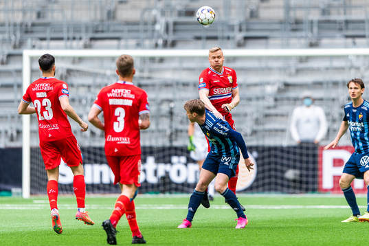 Djurgårdens Rasmus Schüller och IFK Göteborgs Kolbeinn