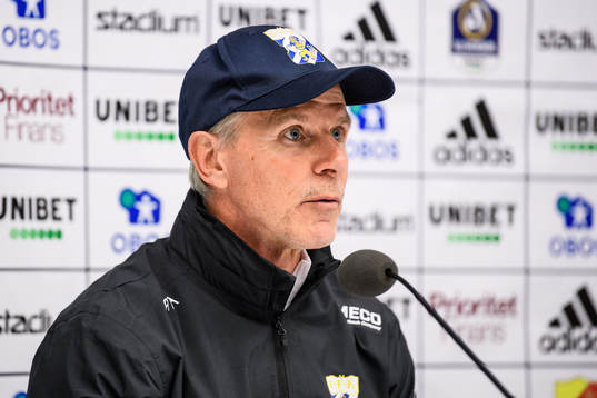 IFK Göteborgs tränare Roland Nilsson på presskonferensen