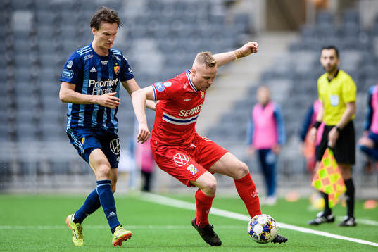Djurgårdens Hjalmar Ekdal och IFK Göteborgs Kolbeinn