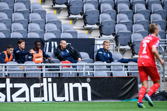 IFK Göteborgs Marek Hamsik på bänken