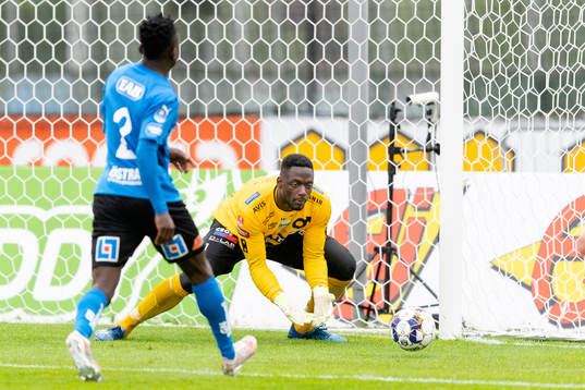 Degerfors målvakt Ismael Diawara