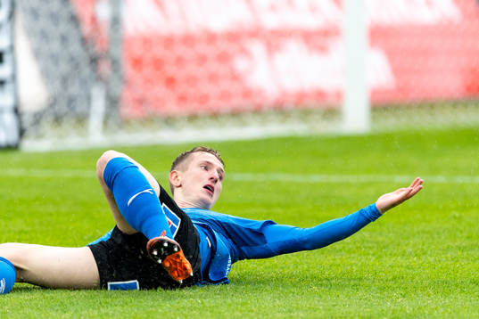 Halmstads Andreas Bengtsson reagerar