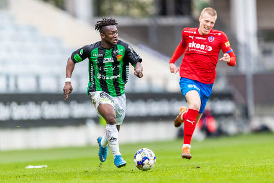 GAIS Michael Kargbo och Helsingborgs Emil Hellman