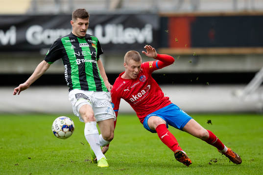 GAIS Adnan Maric och Helsingborgs Emil Hellman