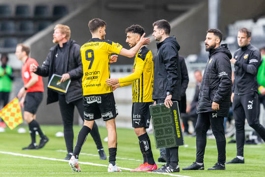 Häckens Alexander Jeremejeff  byts ut mot Daleho Irandust
