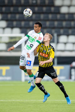 Varbergs Ryan Moon och Häckens Gustav Berggren