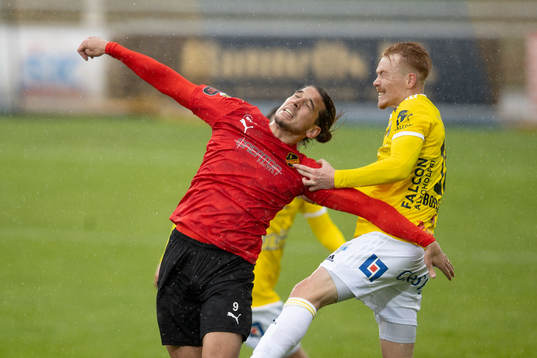 Vasalunds Nikola Vasic och Falkenbergs Linus Borgström