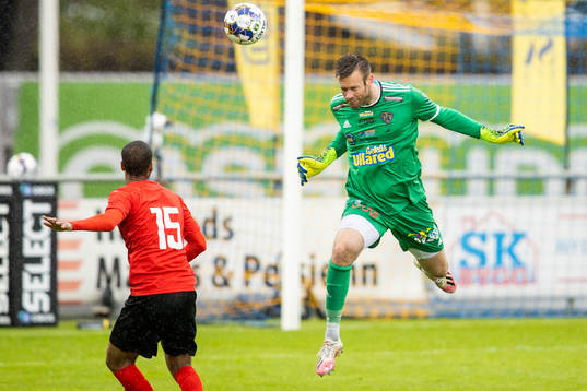 Falkenbergs målvakt Viktor Noring