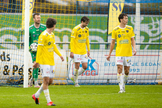 Falkenbergs målvakt Viktor Noring, Axel Norén och Kalle