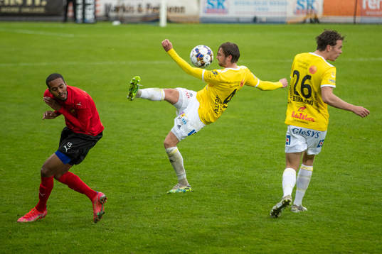 Falkenbergs Axel Norén och Kalle Björklund mot Vasalunds