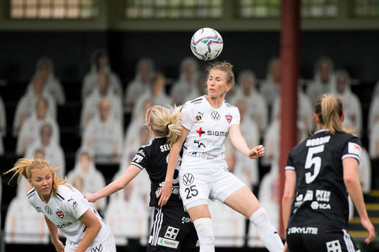 Rosengårds Glódís Perla Viggósdóttir och Emma Berglund