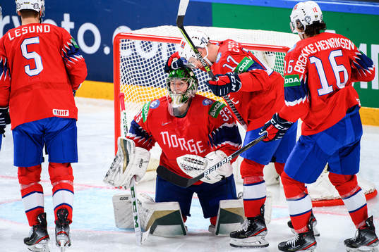 Goalkeeper Henrik Haukeland and Stefan Espeland of Norway