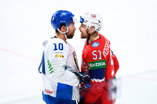 Stefano Giliati of Italy and Mats Rosseli Olsen of Norway