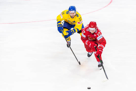 Pär Lindholm of Sweden and Yegor Sharangovich of Belarus