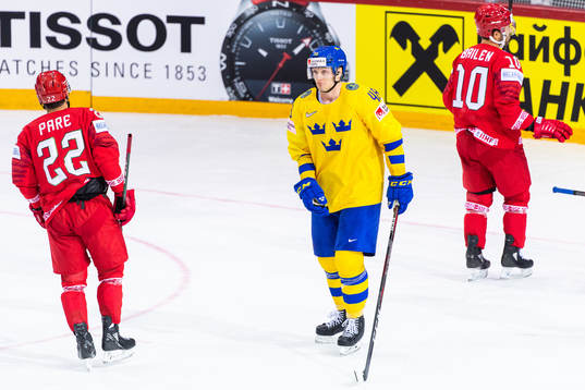 Carl Klingberg of Sweden