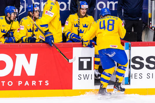 Carl Klingberg of Sweden in pain