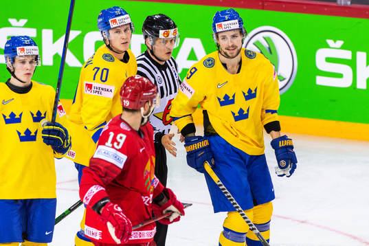 Adrian Kempe of Sweden and Nikita Komarov of Belarus