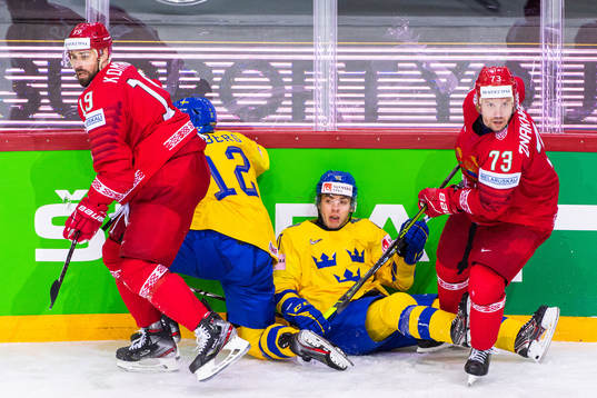 Max Friberg and Andreas Wingerli of Sweden with Nikita