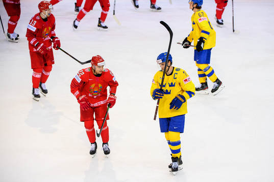 Henrik Tömmernes of Sweden looks dejected