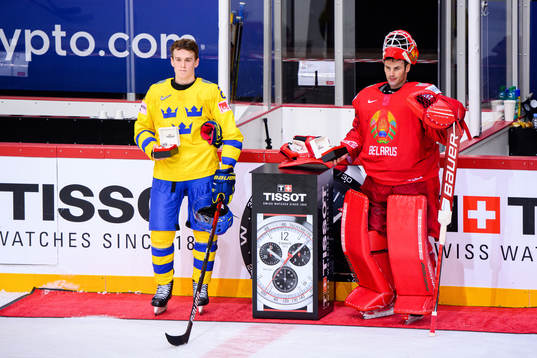 Nils Lundkvist of Sweden and goalkeeper Danny Taylor of