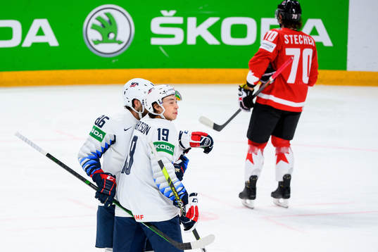 Jason Robertson of USA celebrates the 0-1 goal