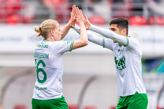 Hammarbys Gustav Ludwigson jublar