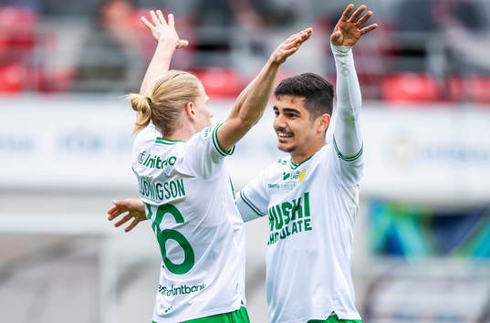 Hammarbys Gustav Ludwigson jublar