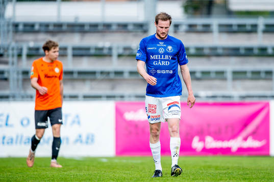 Trelleborgs Anton Tideman deppar