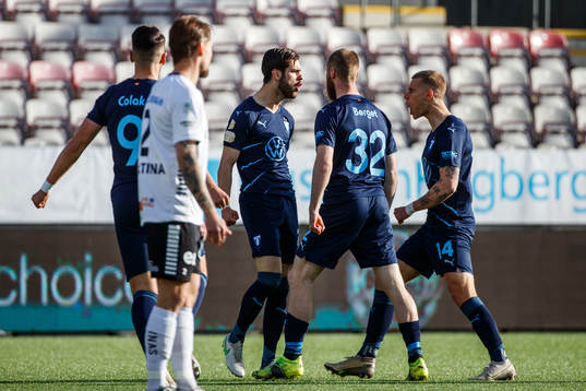 Bläddra bland fler bilder av Fotboll, Allsvenskan, Örebro - Malmö FF