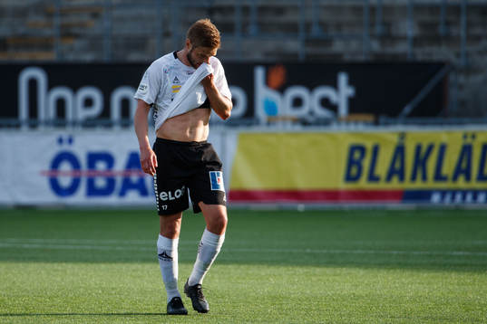 Örebros Johan Mårtensson deppar