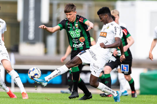 Bläddra bland fler bilder av Fotboll, U21 Allsvenskan Mellersta, Varberg - Häcken
