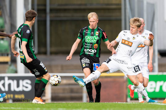 Varbergs André Boman och Häckens Sebastian Lagerlund
