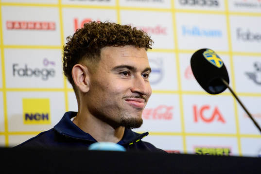 Jordan Larsson of Sweden
