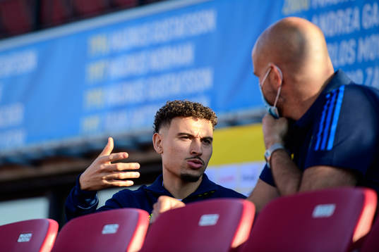 Jordan Larsson of Sweden