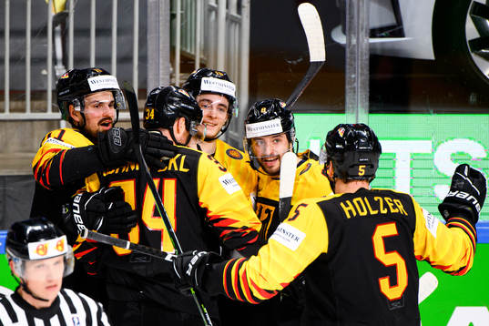 Marco Nowak, Michael Bunting and Tobias Rieder  of Germany