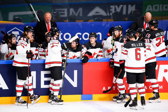 Players of Canada look dejected