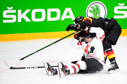 Jacob Bernard-Docker of Canada and Tom Kuhnhackl of Germany