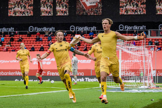 Erik Botheim of Bodø/Glimt celebrates