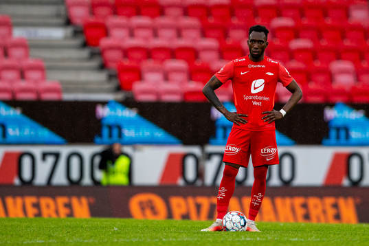 Daouda Bamba of Brann looks dejected