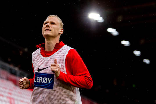 Kristoffer Ramos Barmen of Brann warms up