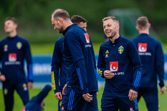 Andreas Granqvist  and Sebastian Larsson