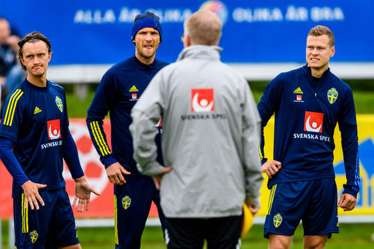 Kristoffer Olsson, Albin Ekdal and Viktor Claesson