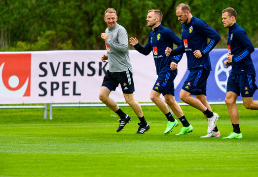 Fredrik Larsson, physiotherapist, Sebastian Larsson,