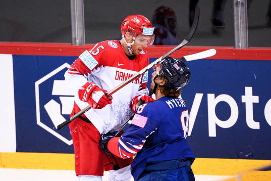 Matias Lassen of Denmark and Matthew Myers of Great Britain