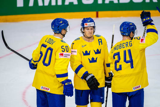 Viktor Lööv, Nils Lundkvist and Oscar Lindberg of Sweden
