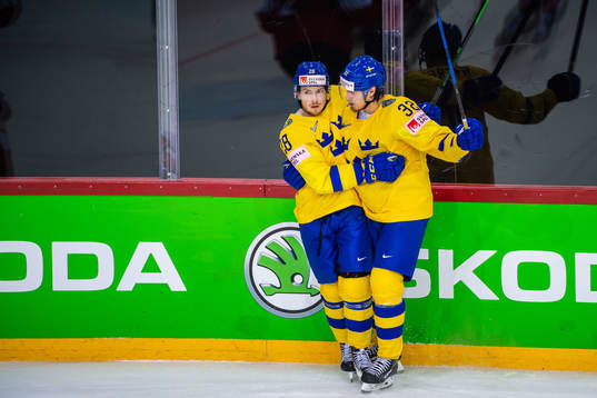 Jesper Frödén and Magnus Nygren of Sweden celebrates 0-4